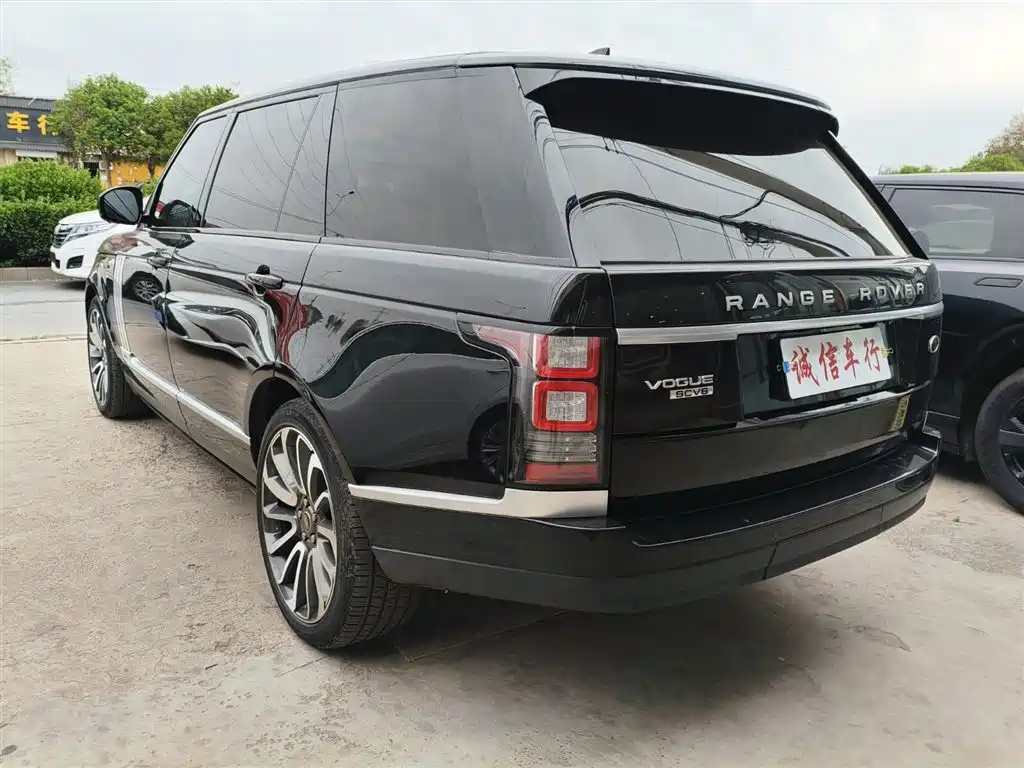 Land Rover Range Rover 2017 3.0 SC V6 Vogue LWB (Long Wheelbase) фото 6