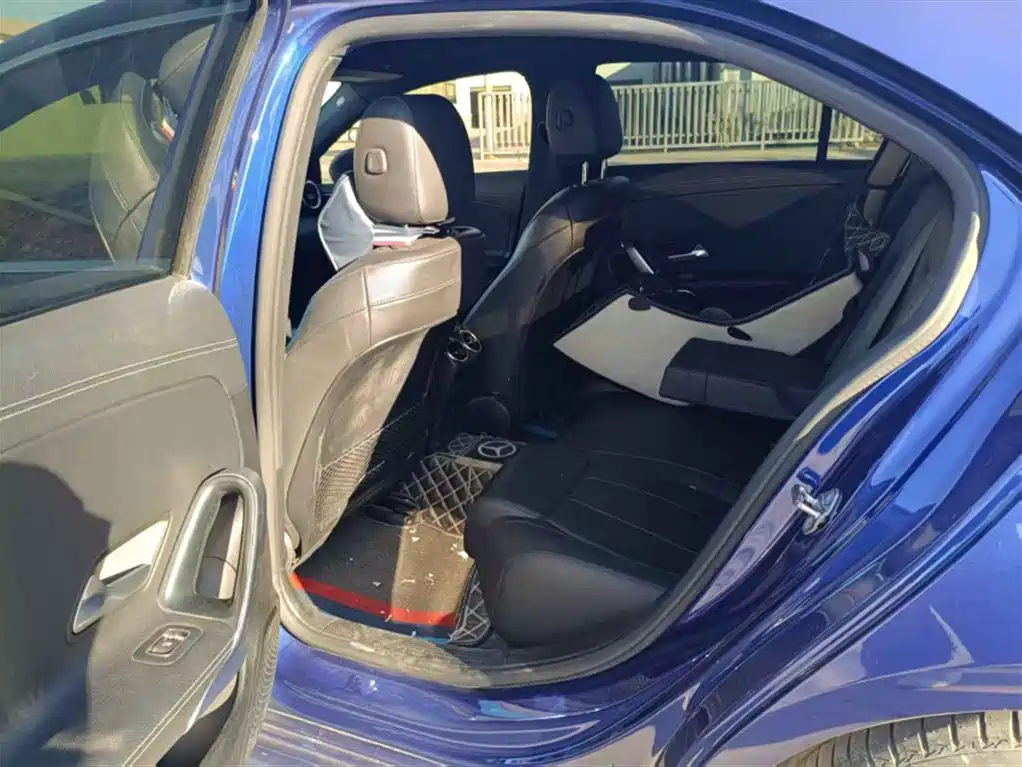 Mercedes-Benz A-Class 2020 Facelift A 200 L Sport Sedan Fashion фото 8