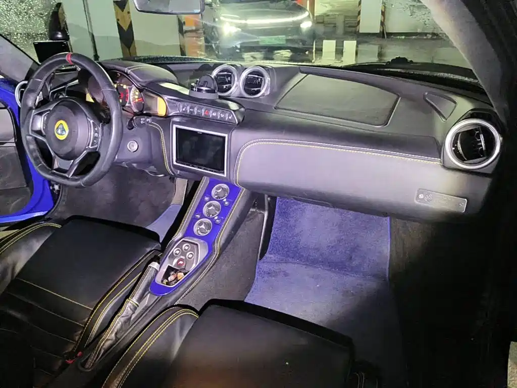 Lotus Evora 2021 2019 GT410 Sport