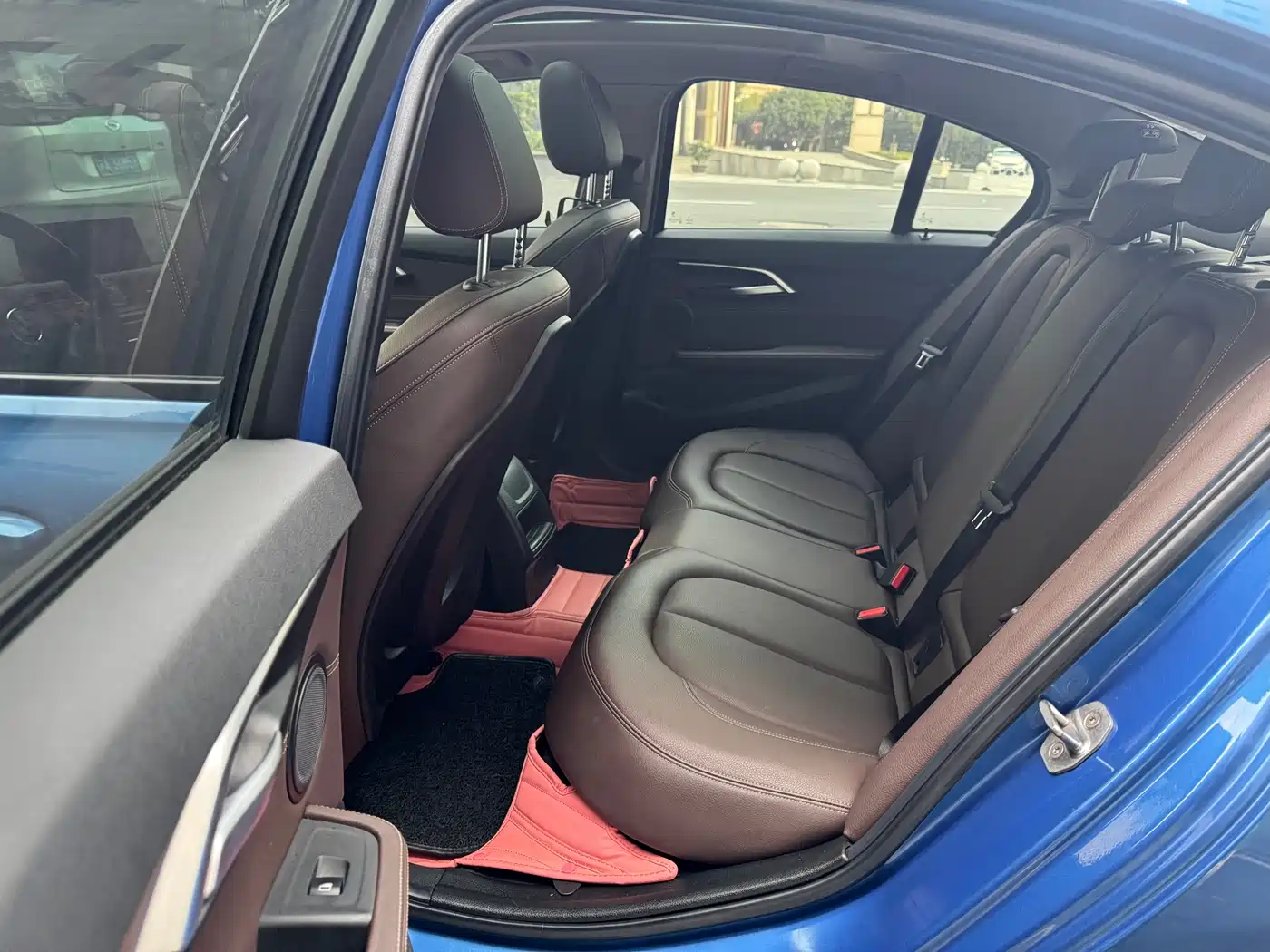BMW 1 Series 2019 118i M Sport Package фото 21