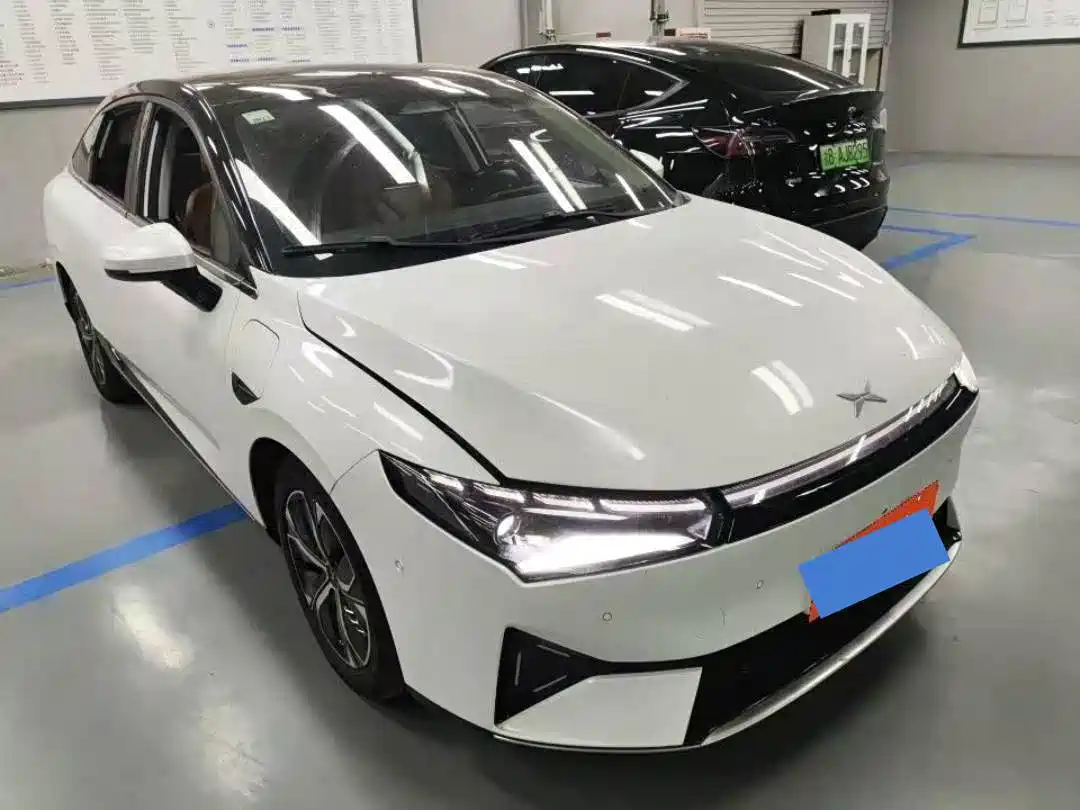 Фото 2 - XPeng P5