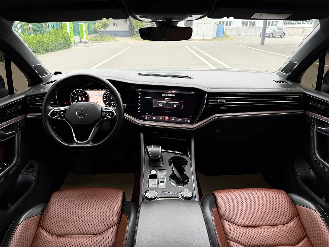 Volkswagen Touareg 2021 3.0TSI R-Exclusive фото 16