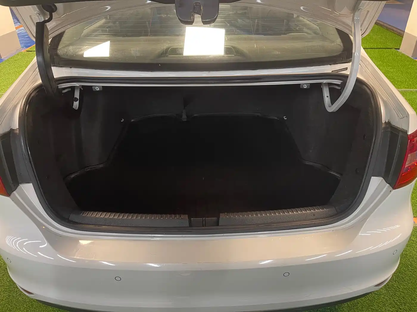 Volkswagen Sagitar 2014 1.4TSI Automatic Luxury фото 28