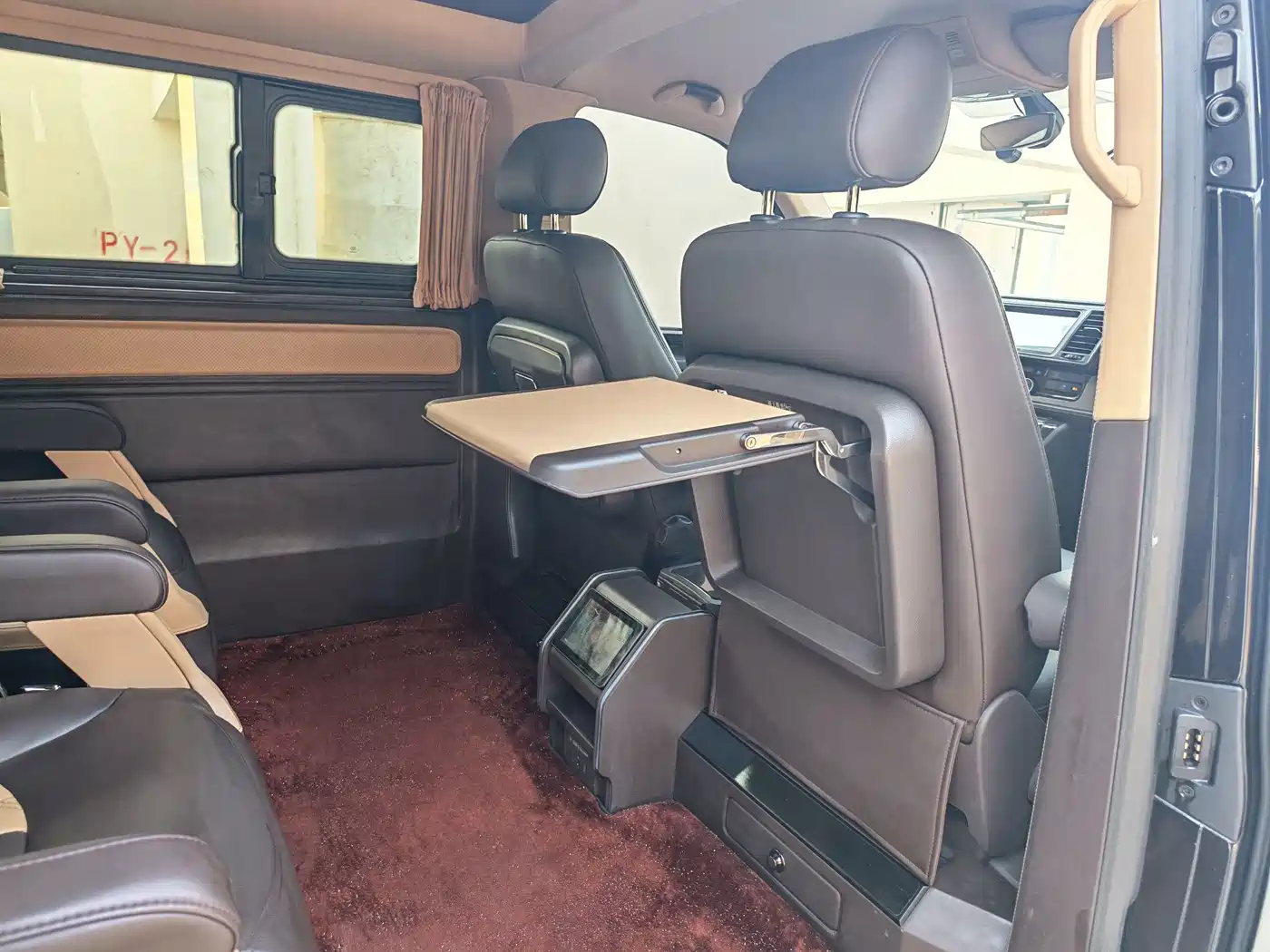 Volkswagen Caravelle 2019 2.0TSI 4WD Luxury 7-seater фото 17