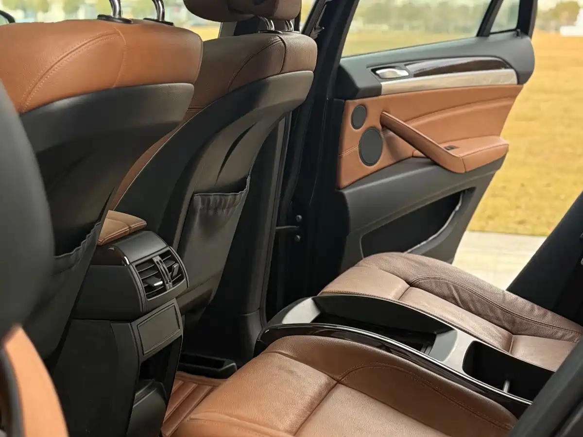 BMW X6 2011 xDrive35i фото 6
