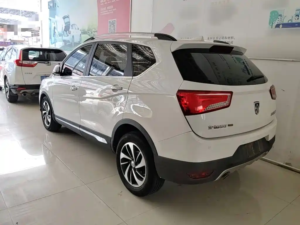 Фото 5 - Baojun 560