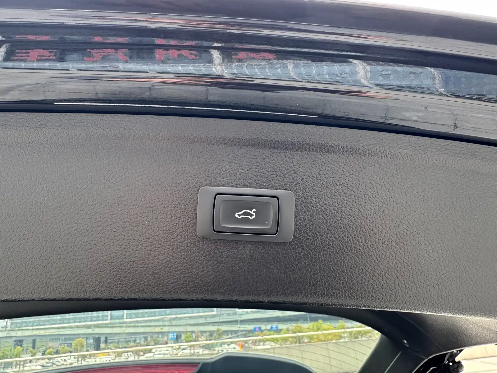 Фото 30 - Audi Q5L
