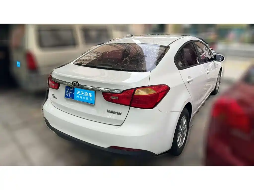 صورة 2 - Kia K3