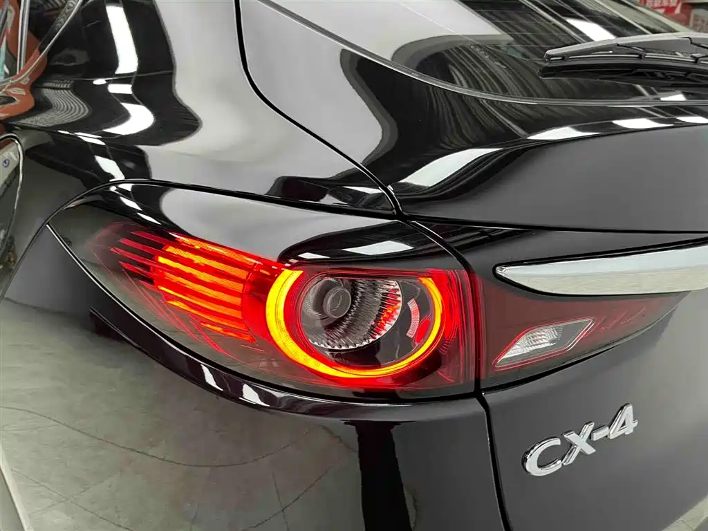 Mazda CX-4 2023 2021 2.0L Auto FWD Skyactiv Vitality Edition