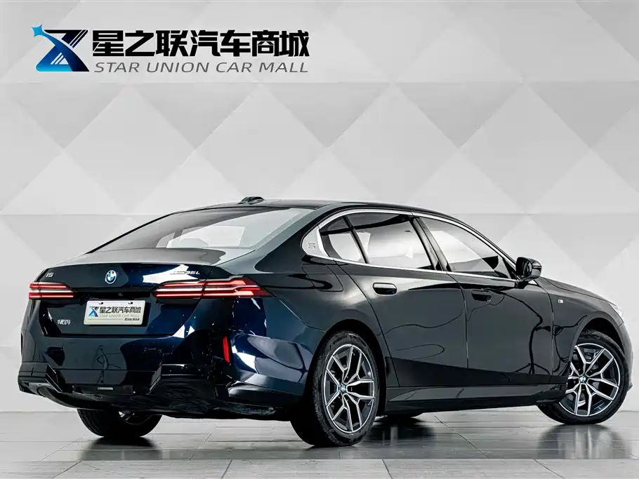 BMW i5 2026 2025 eDrive 35L M Sport Package