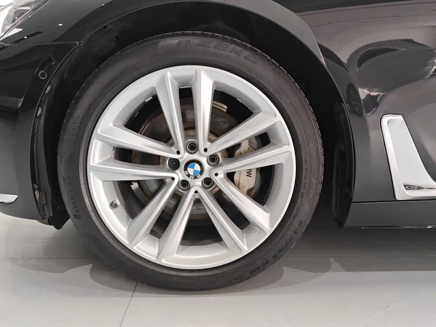 BMW 7 Series 2018 730Li Premium Type Excellence Package фото 12