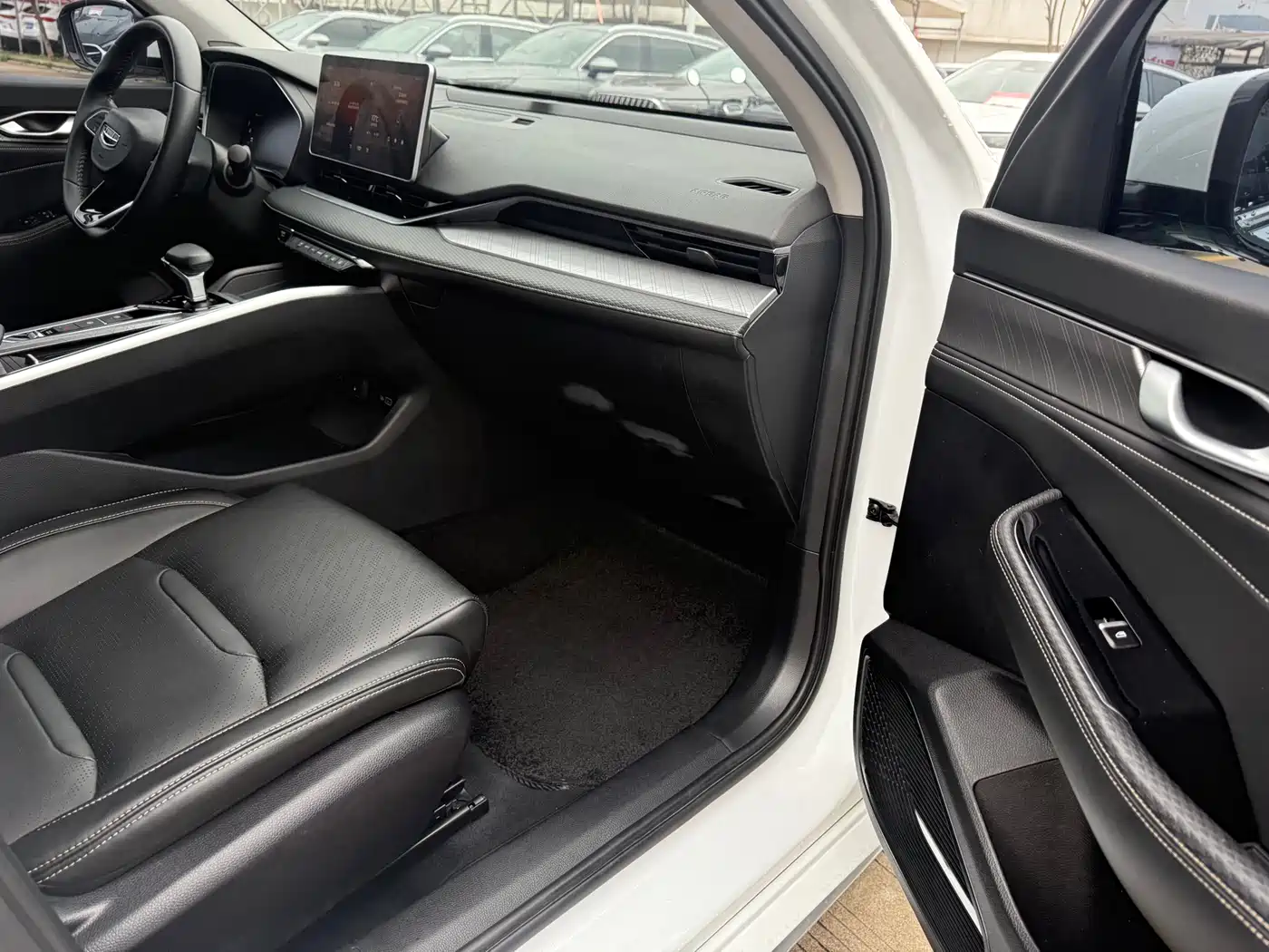 GEELY AUTOMOBILE XINGRUI