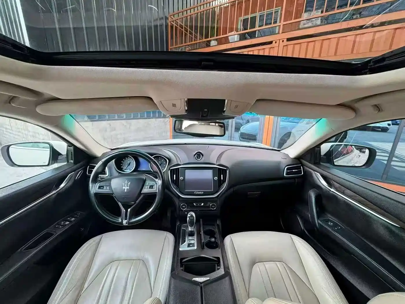 Maserati Ghibli 2015 2014 3.0T Standard