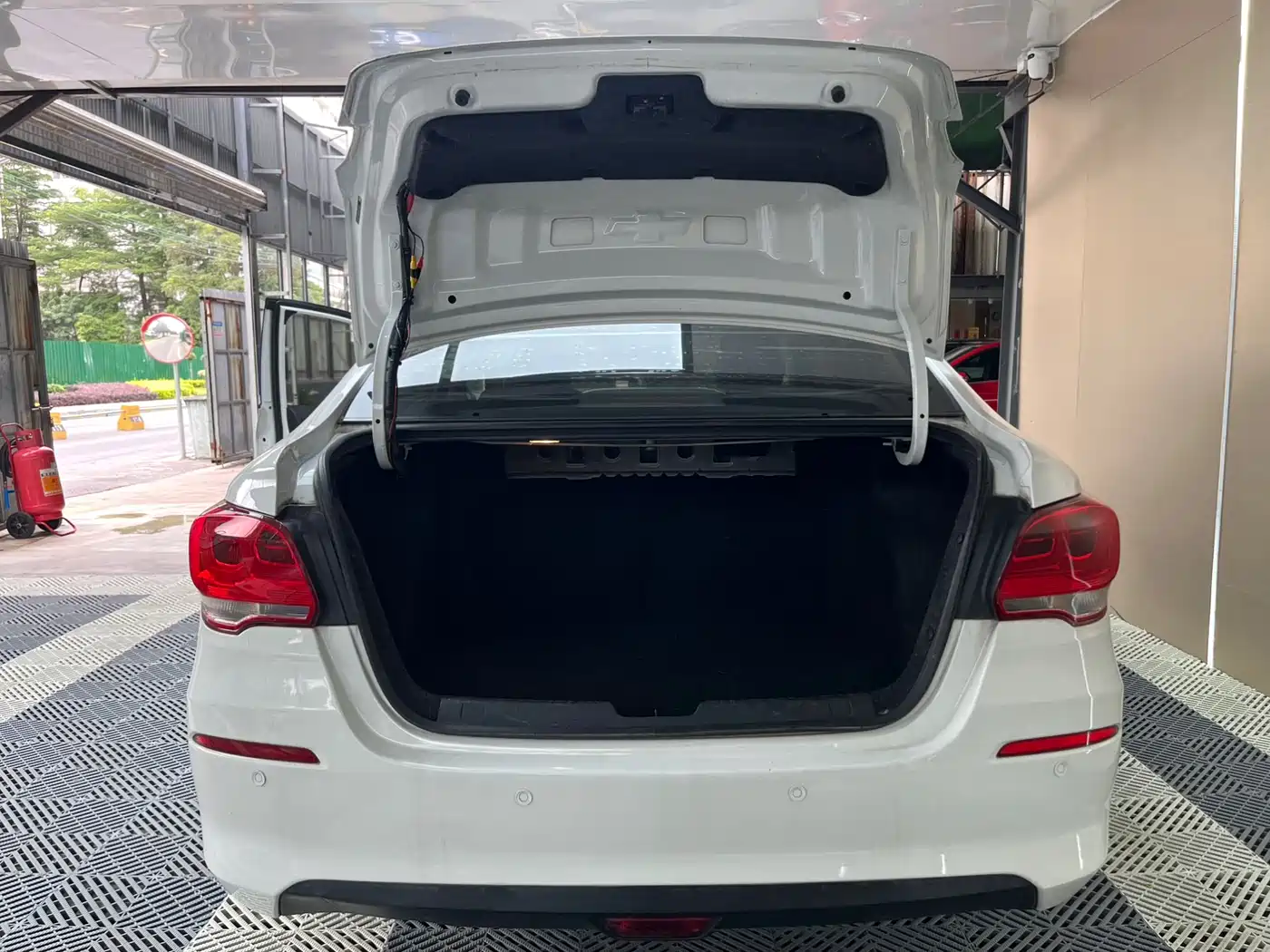 Chevrolet Cavalier 2019 320 Auto Sunroof Enjoyment Edition фото 8