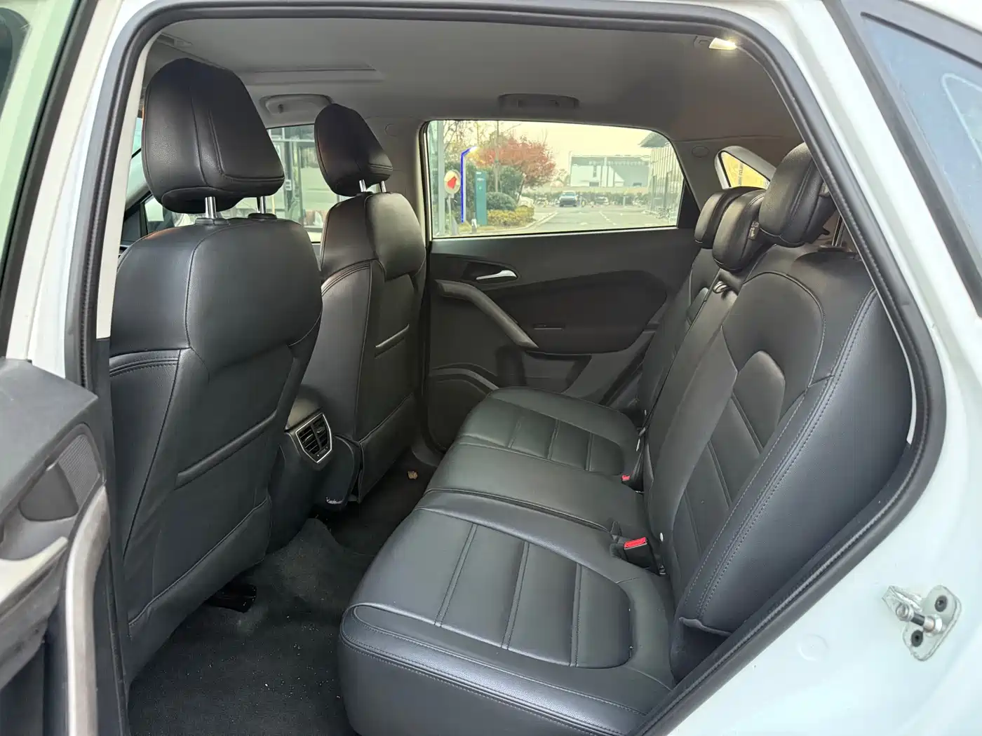 MG Roewe RX5 2016 2016 1.5TGI Manual Value Edition