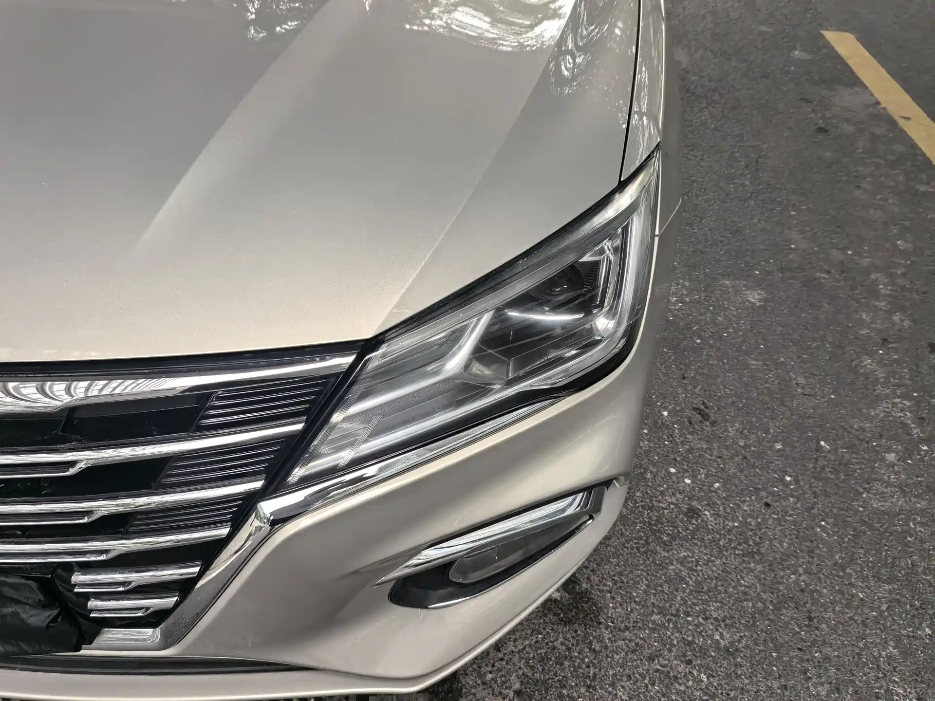 Фото 3 - Roewe i5