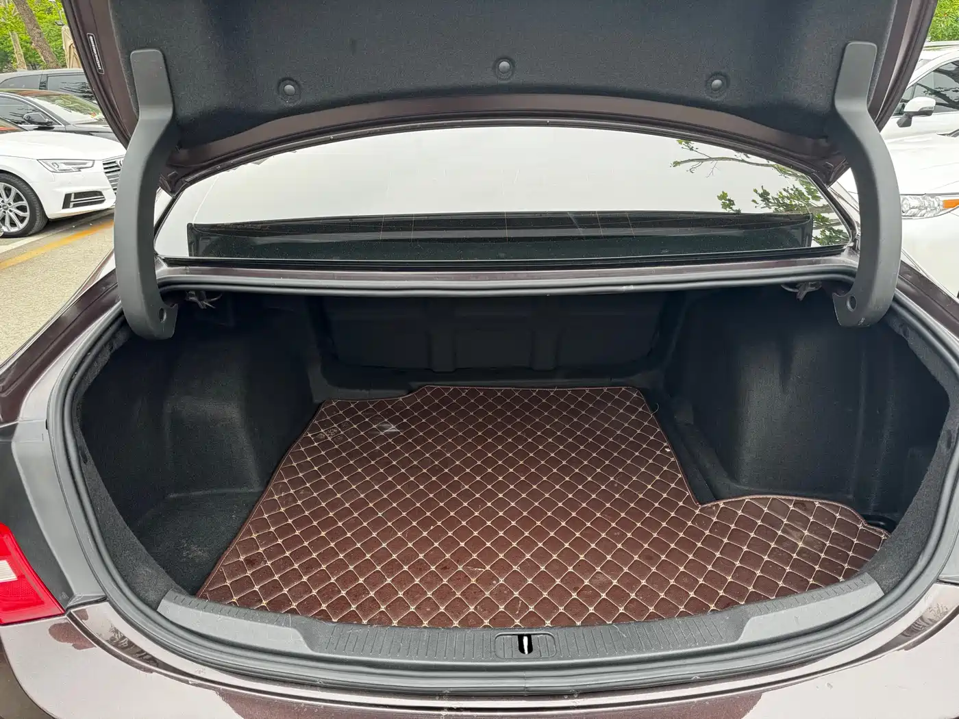 Buick LaCrosse 2016 Model 28T Luxury фото 13