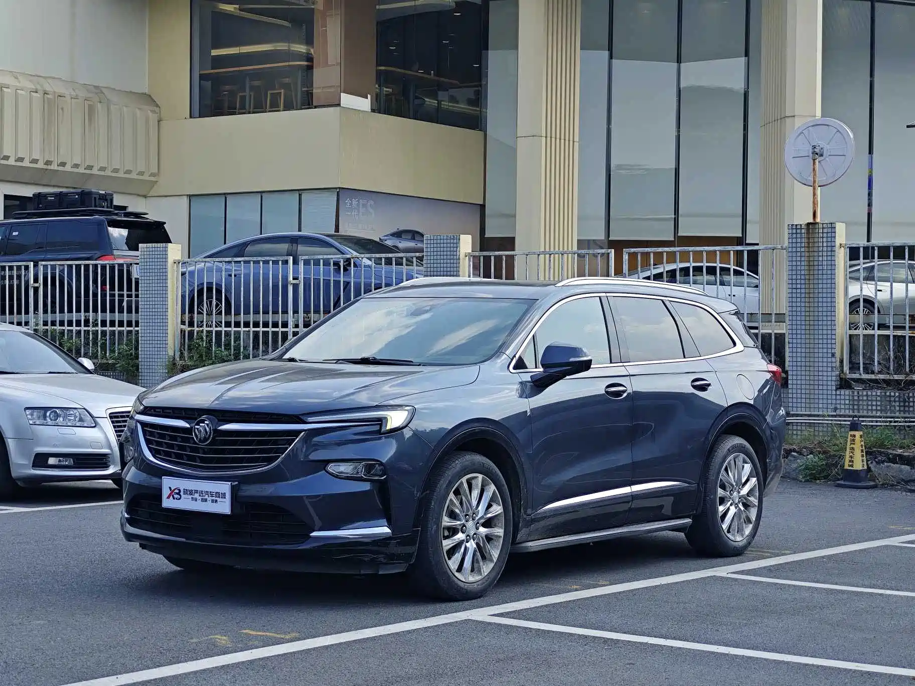 Фото 1 - Buick Enclave