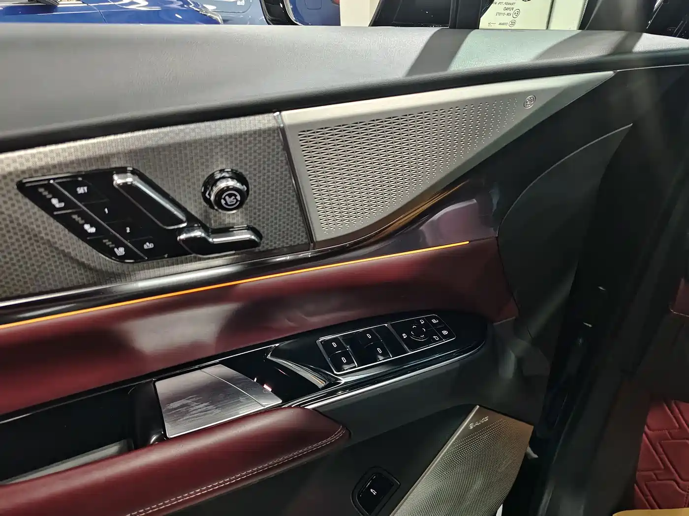 Cadillac XT5 2024 2025 Model 2.0T Platinum