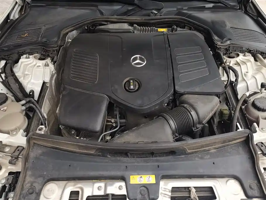Mercedes-Benz C-Class 2023 Facelift C 260 L Night Sport Edition фото 10