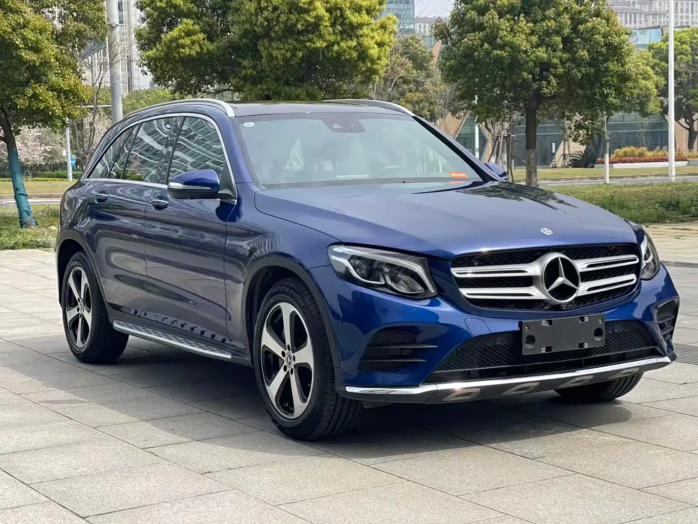 Mercedes-Benz GLC 2019 GLC 260 L 4MATIC Luxury фото 3