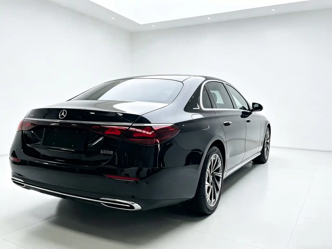 Mercedes-Benz E-Class 2025 E 300 L Luxury Sport фото 9
