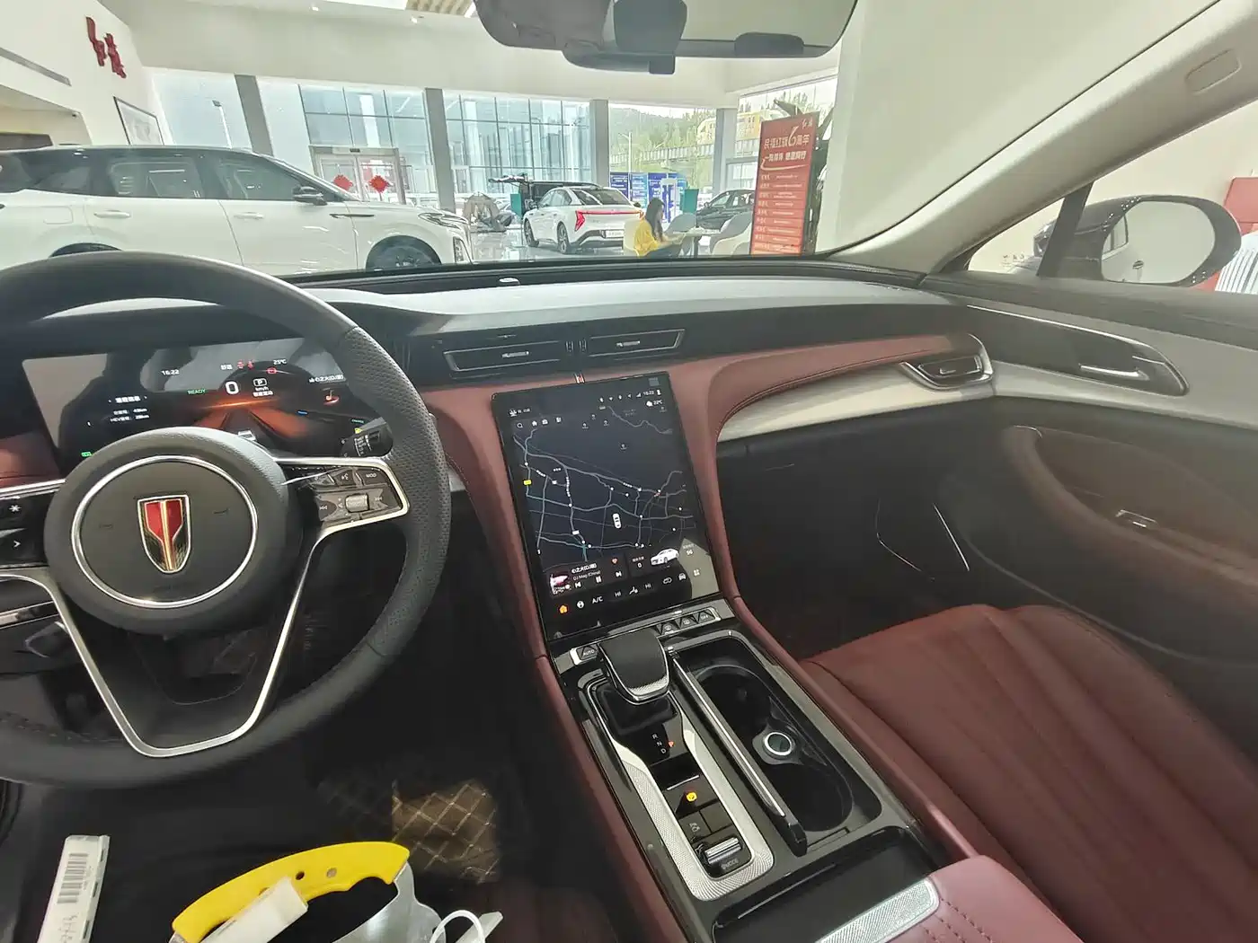 Hongqi H5 PHEV 2025 130 Super Hybrid Edition фото 6