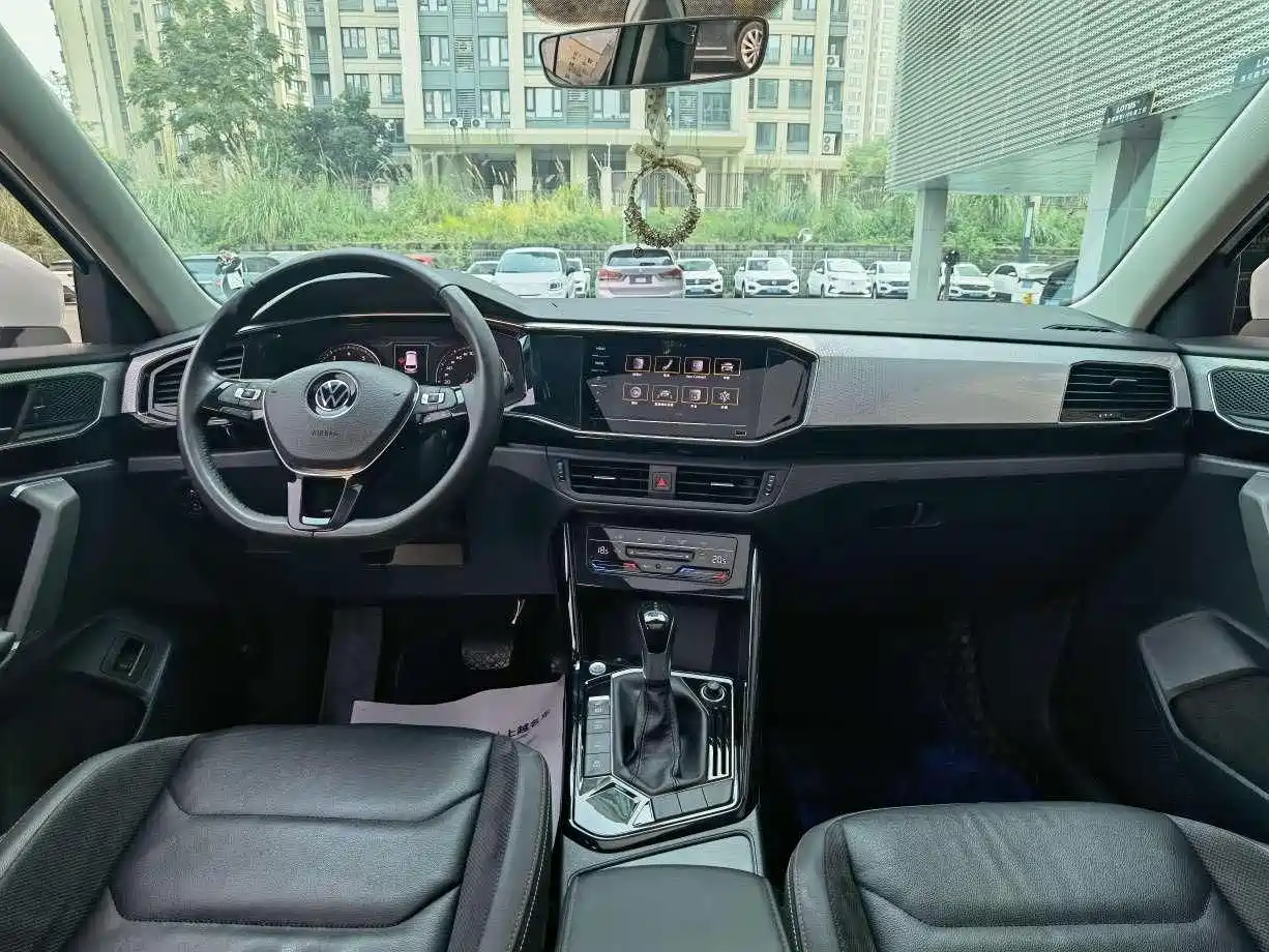 Volkswagen Tayron 2022 330TSI 2WD Luxury Smart Connect Plus фото 24