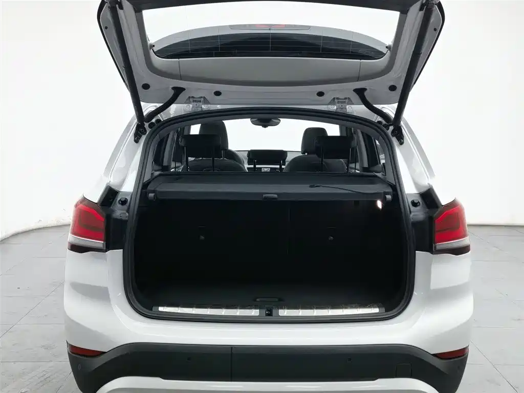 BMW X1 2021 sDrive20Li Fashion фото 16