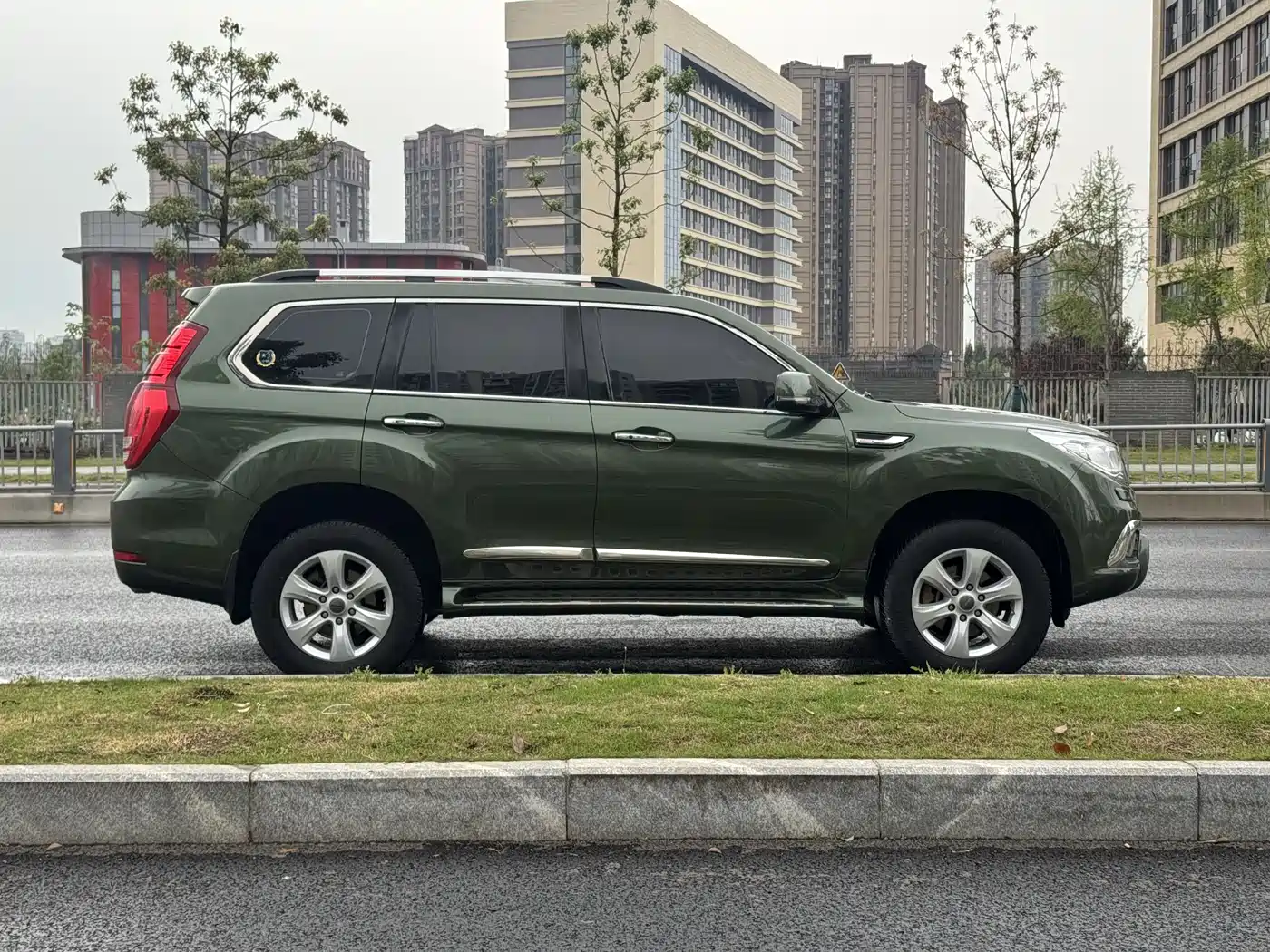 Haval H9 2015 2.0T 4WD Luxury 7-Seater фото 15