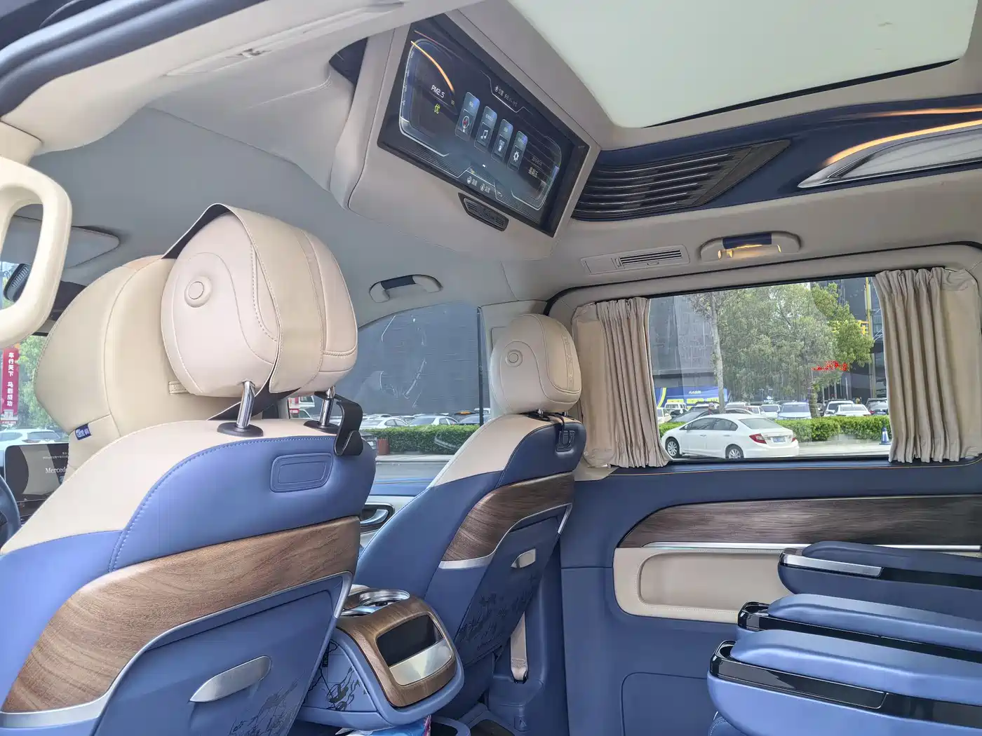 MERCEDES-BENZ V CLASS