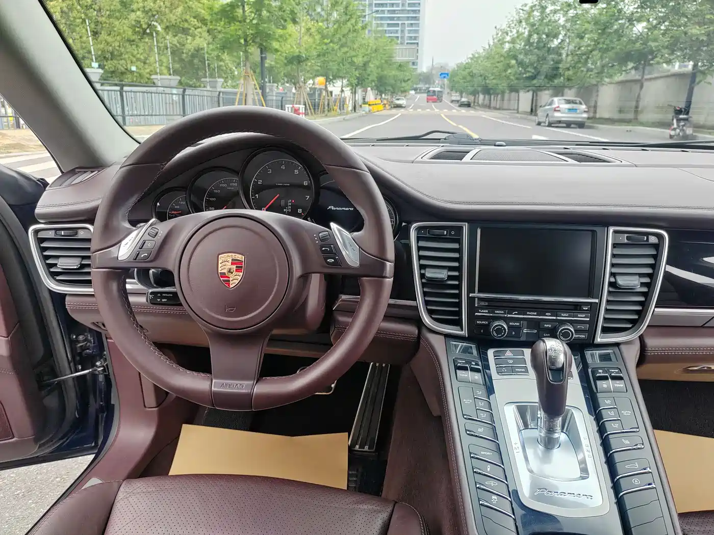 Porsche Panamera 2010 Panamera 3.6L фото 8