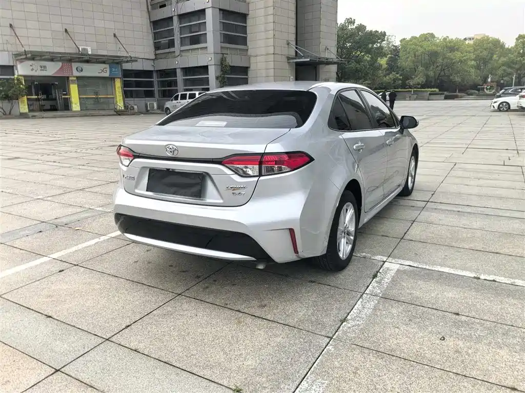 Toyota Levin 2019 185T CVT Luxury Edition China V фото 11