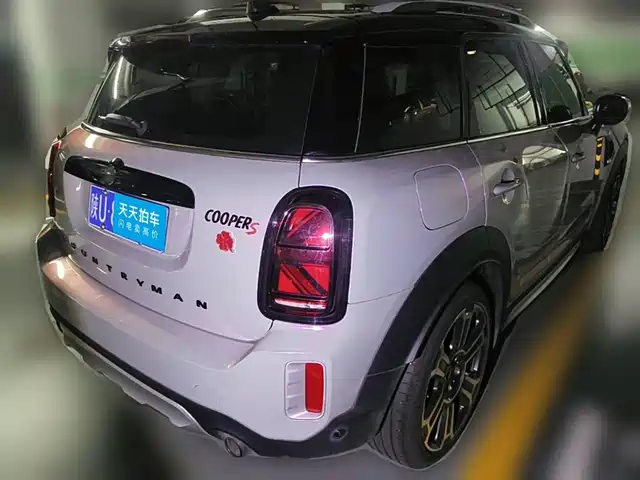 MINI COUNTRYMAN 2023 Facelift 2.0T COOPER S ALL4 Connoisseur — фото 2