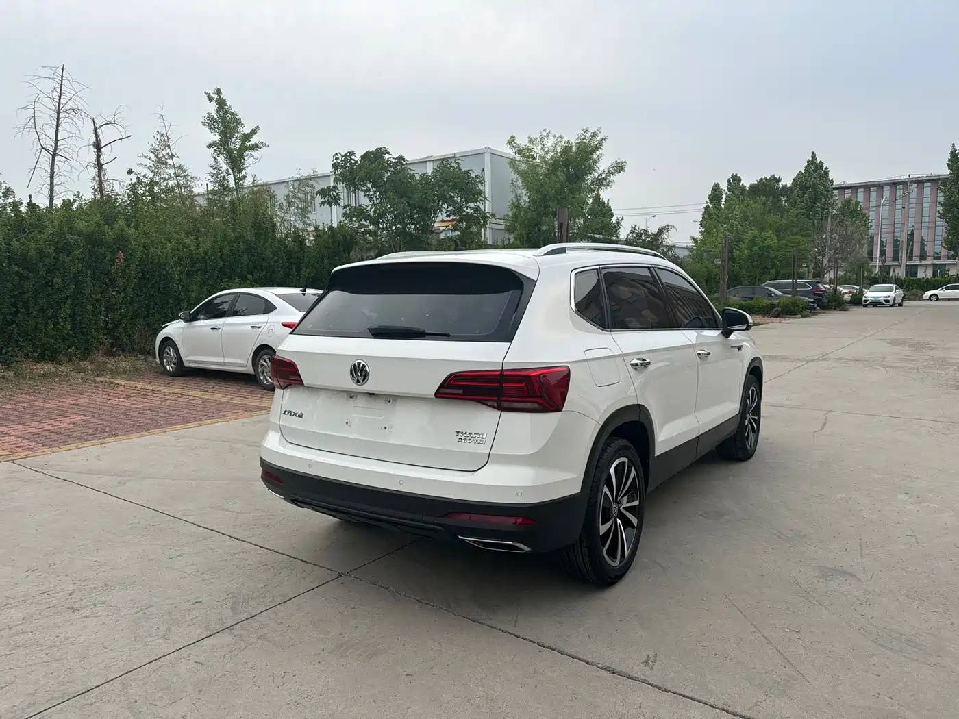 Volkswagen Tharu 2020 280TSI 2WD Luxury Edition China VI фото 4