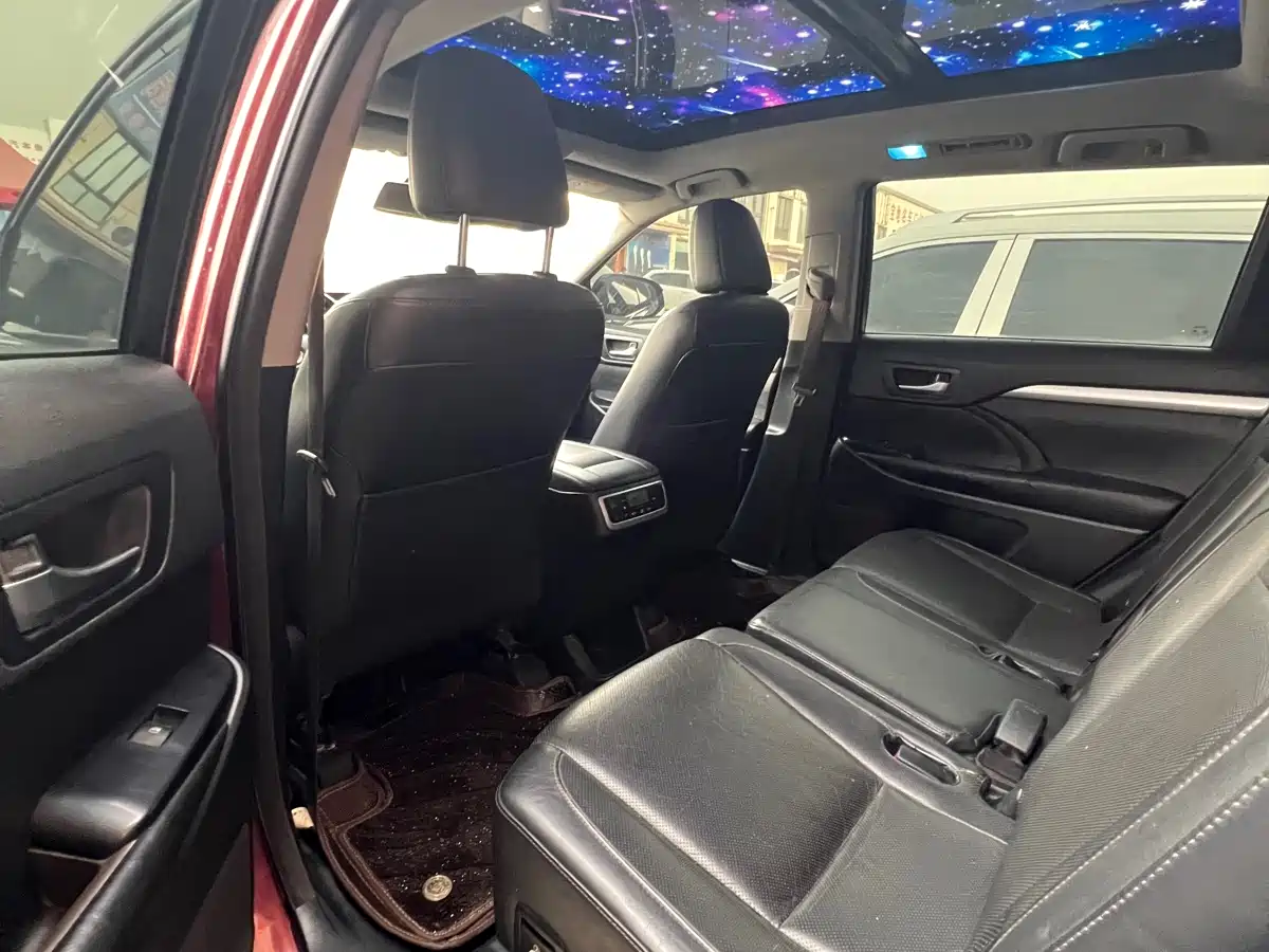 Toyota Highlander 2015 2.0T AWD Luxury Navigation Edition 7-seater фото 5