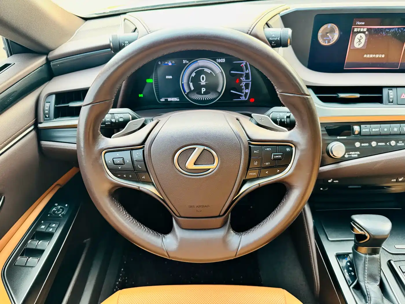 Lexus ES 2020 Model 300h Excellence Edition China V фото 6
