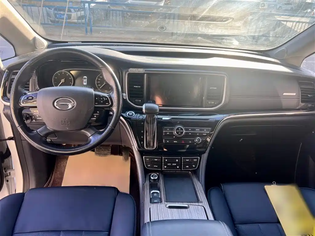 GAC Trumpchi Trumpchi M8 2018 320T Exclusive Edition фото 8