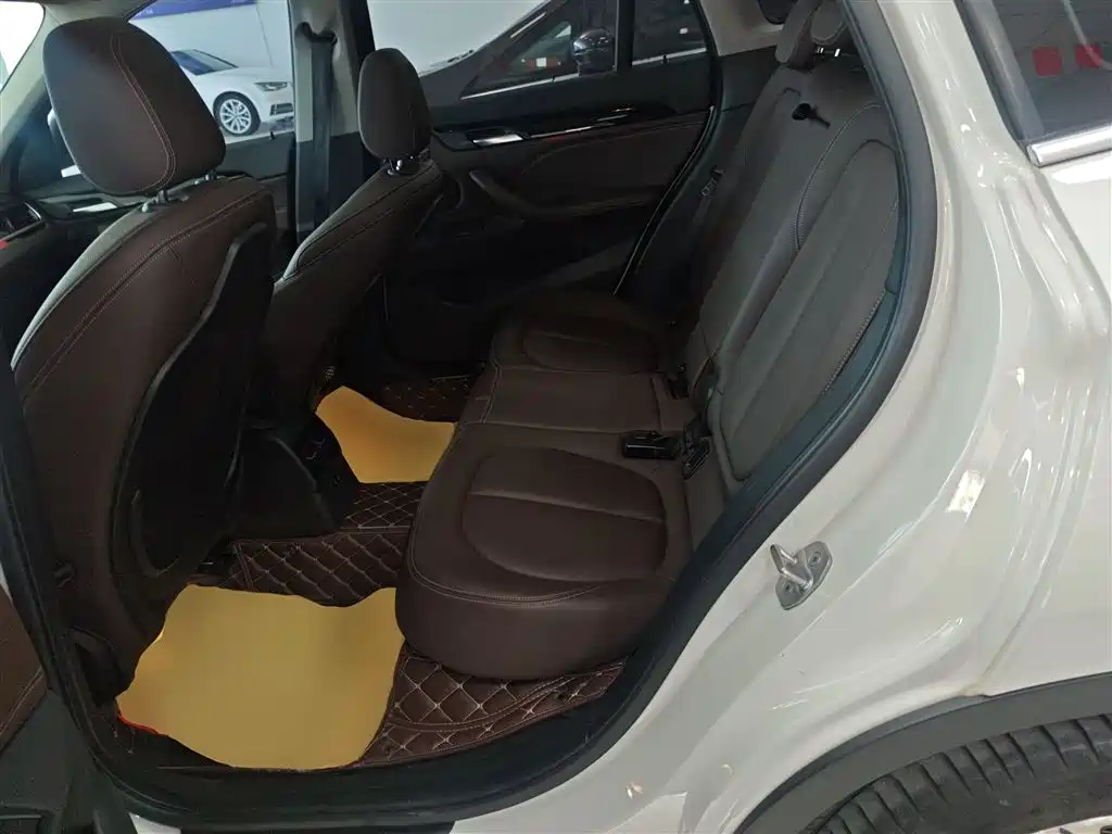 BMW X1 2020 sDrive25Li Leading Model фото 13