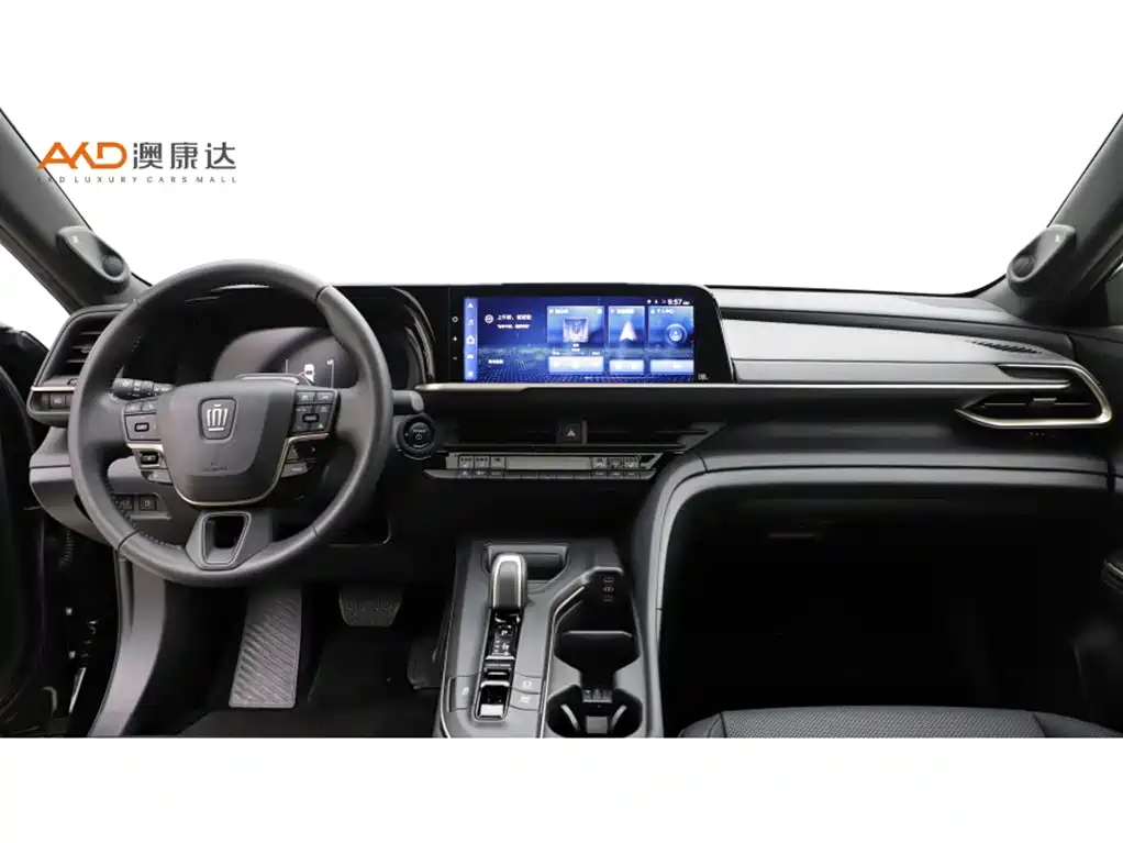 Toyota Crown SportCross 2023 2.5L SportCross HEV FWD Premium Edition фото 5