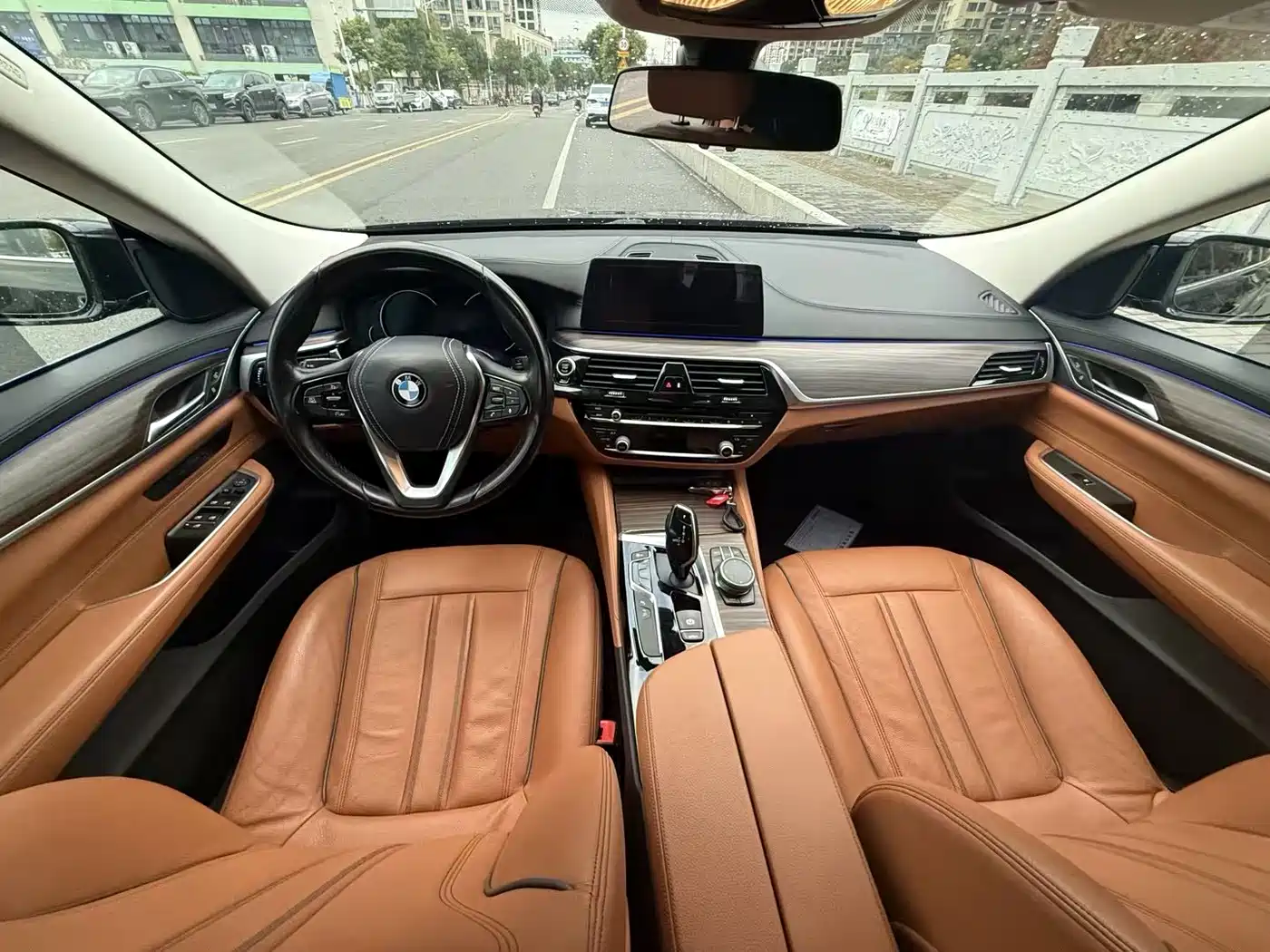 BMW 6 Series GT 2018 630i M Sport Package фото 9