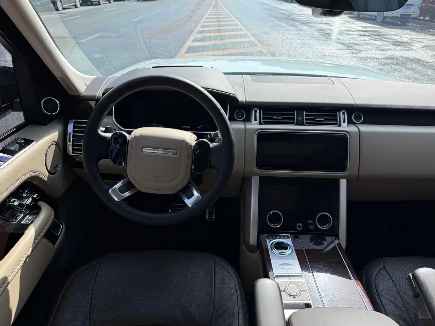 LAND ROVER RANGE ROVER