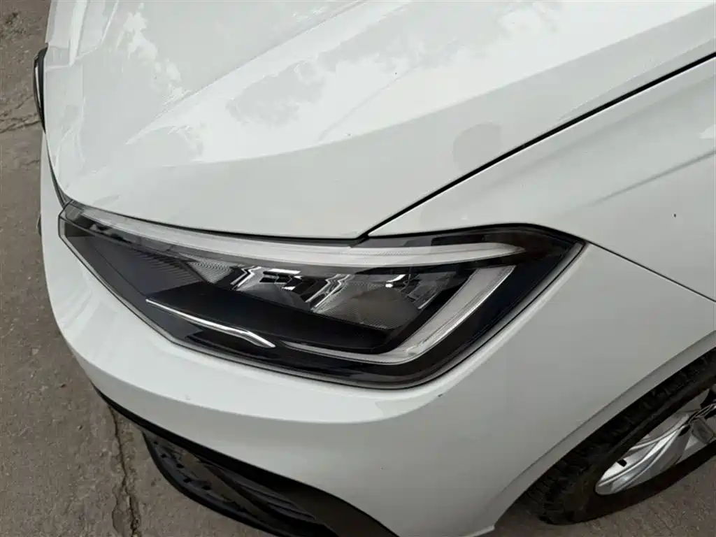Volkswagen Lavida 2023 Xinrui 1.5L Auto Xinyi Edition фото 17