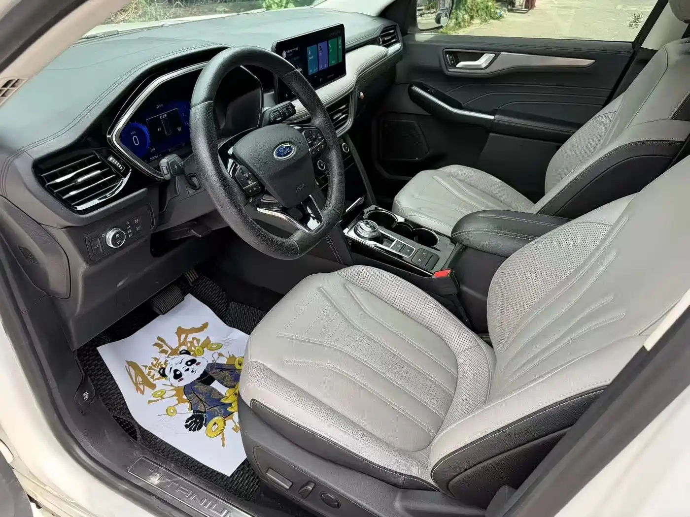 Ford Escape 2020 EcoBoost 245 AWD Premium Edition фото 4