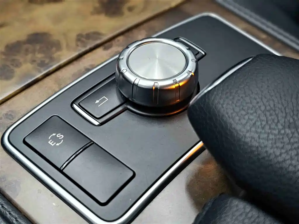 Mercedes-Benz CLS 2012 CLS 300 CGI фото 9
