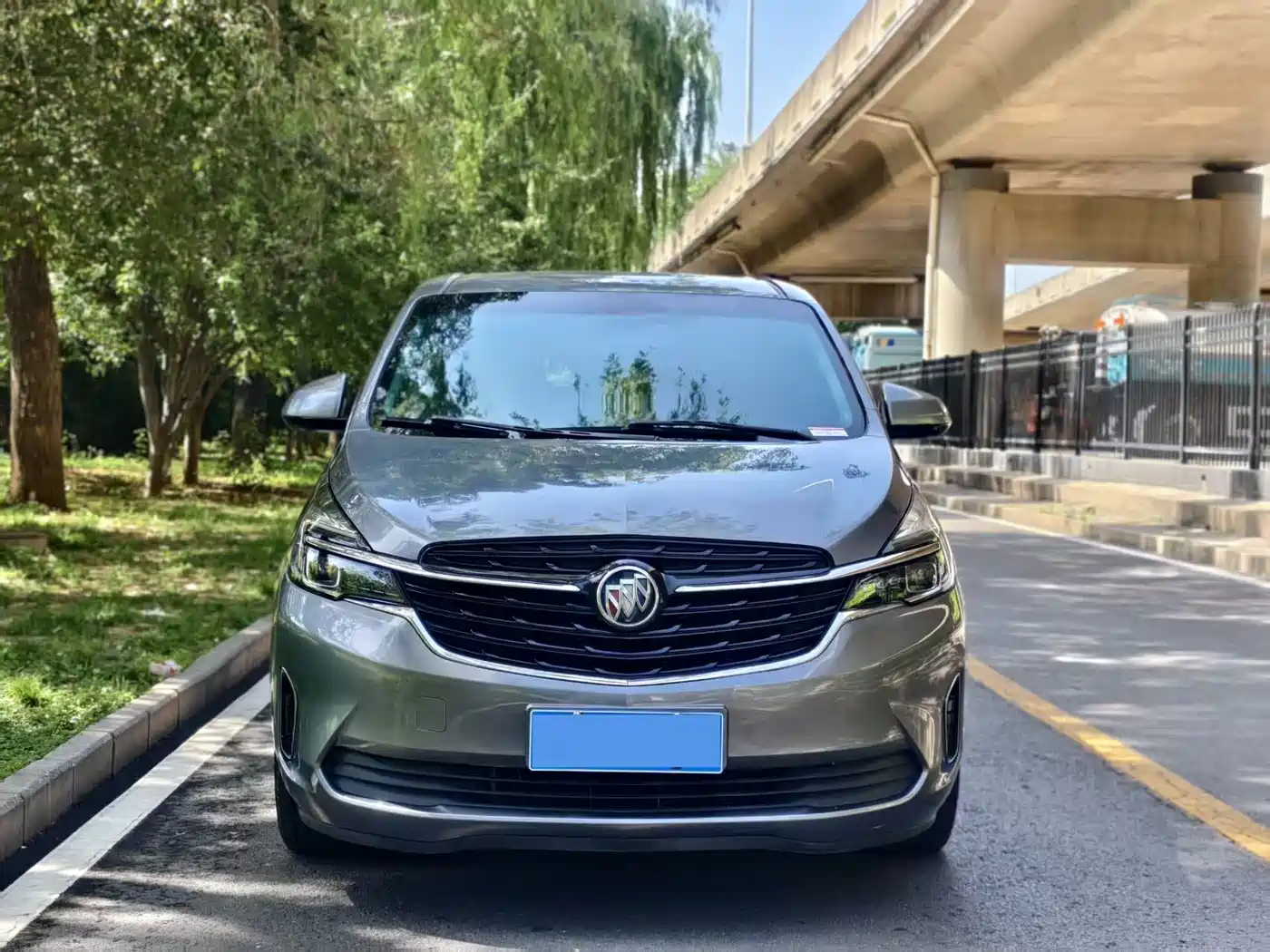 BUICK GL8