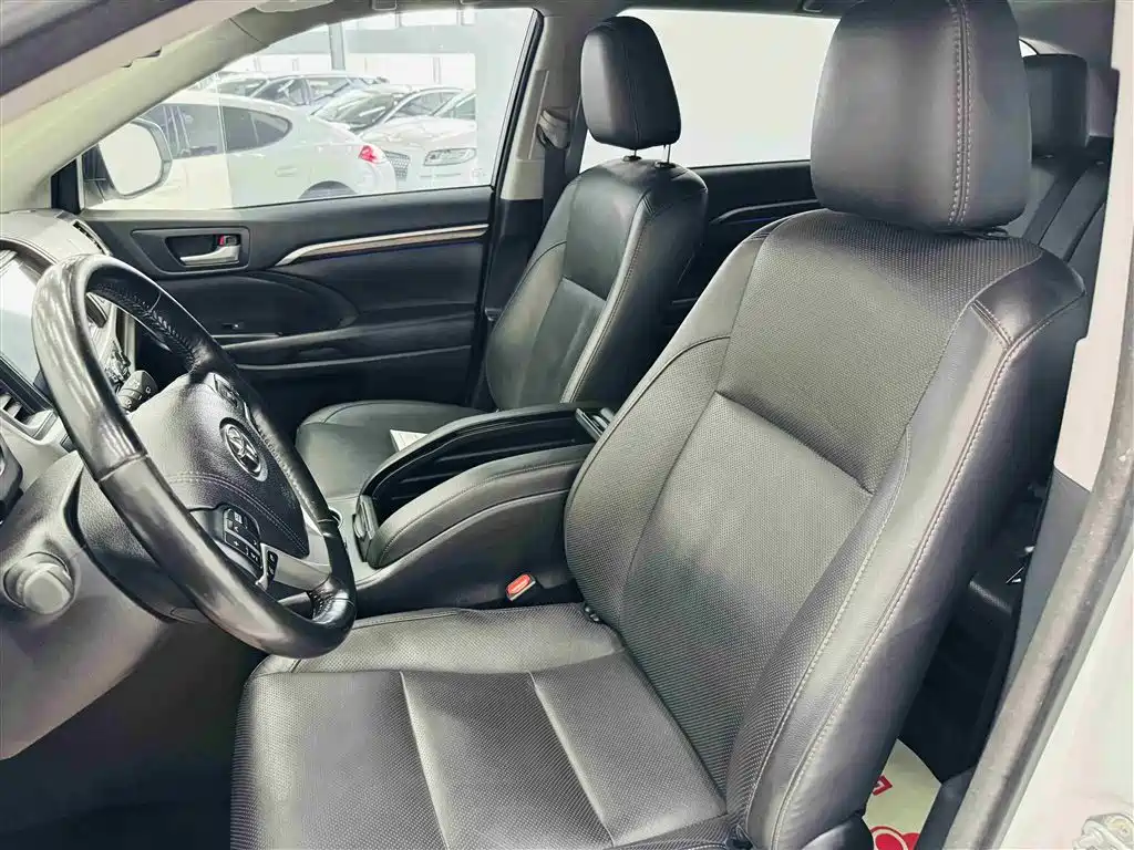 Toyota Highlander 2017 2.0T 4WD Ultimate 7-Seater фото 12