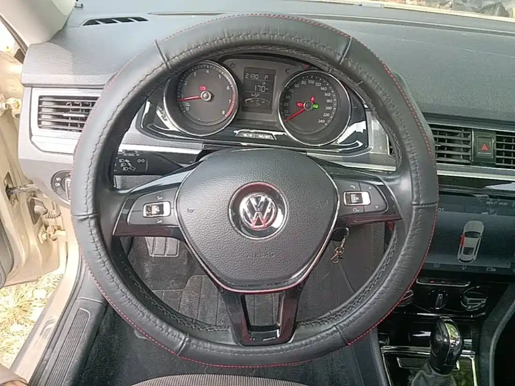 Volkswagen C-TREK 2018 2018 230TSI DSG Comfort