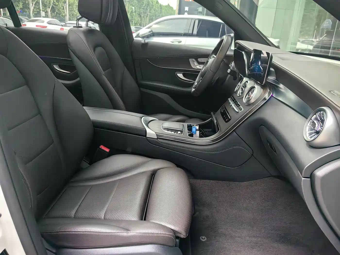 Mercedes-Benz GLC 2021 GLC 260 L 4MATIC Luxury фото 20