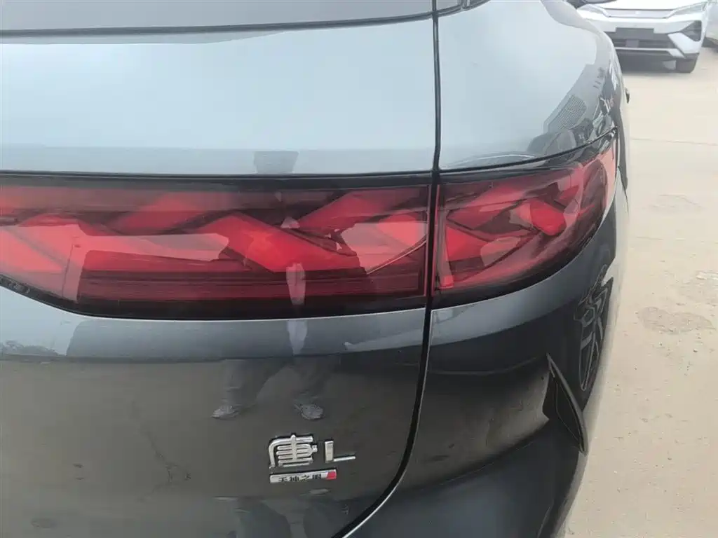 BYD Tang L 2025 DM 175KM Drone Player Edition фото 8